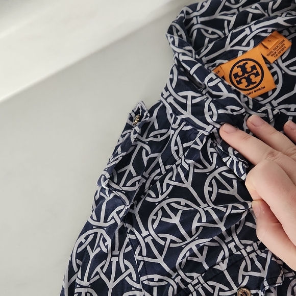 Tory Burch Navy and White SILK Geometric Shirt - Picture 5 of 7
